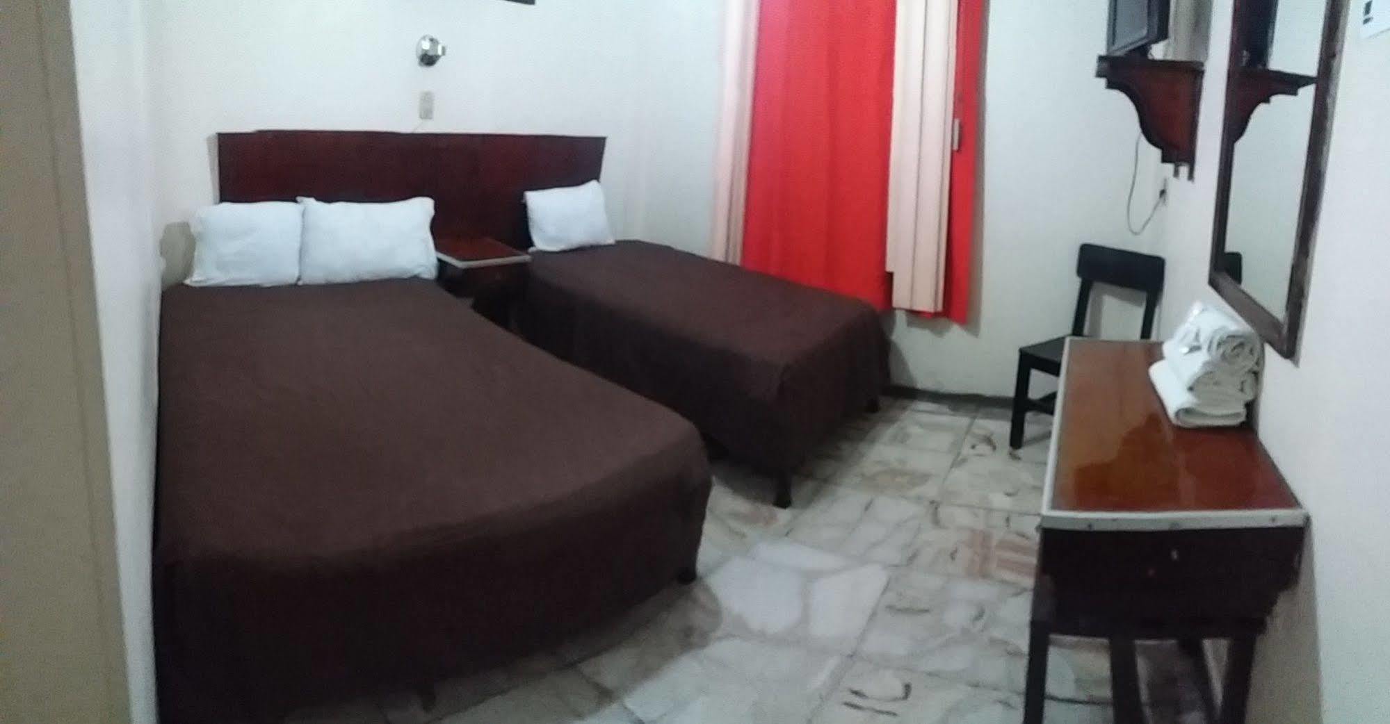 Hotel Colon De زاكاتيكاس المظهر الخارجي الصورة